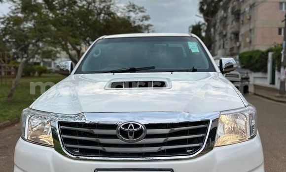 Comprar Usado Toyota Hilux Branco Carro em Maputo em Maputo Comprar Usado Toyota Hilux Branco Carro em Maputo em Maputo