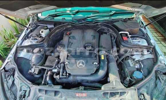 Tenga Tsaru Mercedes-Benz C180 COUPE Zvimwe Mota in Maputo in Maputo Tenga Tsaru Mercedes-Benz C180 COUPE Zvimwe Mota in Maputo in Maputo