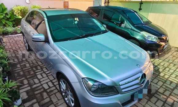 Tenga Tsaru Mercedes-Benz C180 COUPE Zvimwe Mota in Maputo in Maputo Tenga Tsaru Mercedes-Benz C180 COUPE Zvimwe Mota in Maputo in Maputo