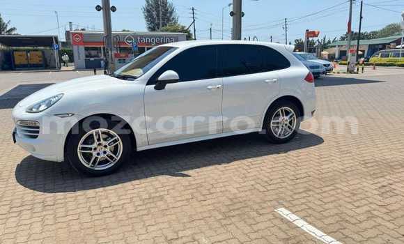 Comprar Novo Porsche Cayenne Branco Carro em Maputo em Maputo