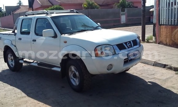 Nunua Ilio tumika Nissan Hardbody Nyeupe Gari ndani ya Maputo nchini Maputo Nunua Ilio tumika Nissan Hardbody Nyeupe Gari ndani ya Maputo nchini Maputo
