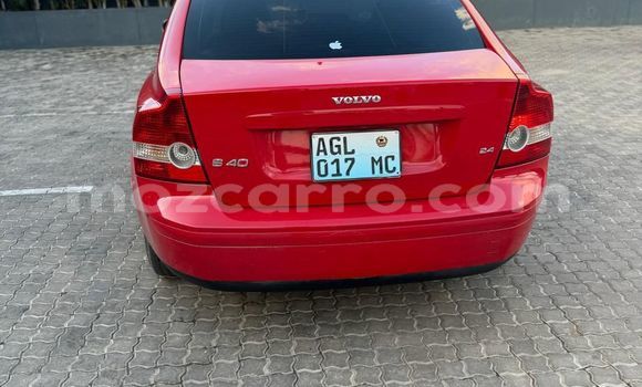 Tenga Tsaru Volvo S40 Tsvuku Mota in Maputo in Maputo Tenga Tsaru Volvo S40 Tsvuku Mota in Maputo in Maputo