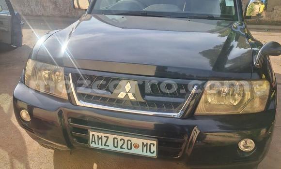 Tenga Tsaru Mitsubishi Pajero Bhuruu Mota in Maputo in Maputo Tenga Tsaru Mitsubishi Pajero Bhuruu Mota in Maputo in Maputo