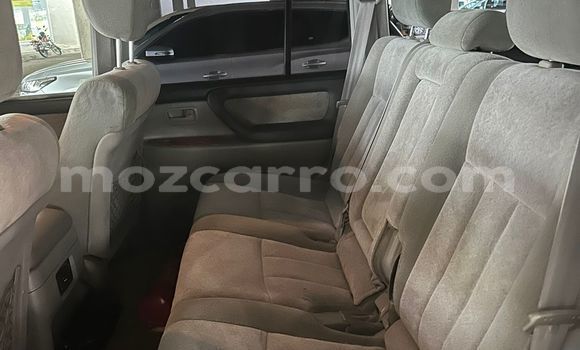 Tenga Tsaru Toyota Land Cruiser Prado Sirivha Mota in Maputo in Maputo Tenga Tsaru Toyota Land Cruiser Prado Sirivha Mota in Maputo in Maputo