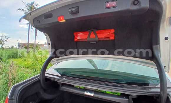 Comprar Usado Mercedes-Benz E-Classe Prata Carro em Maputo em Maputo Comprar Usado Mercedes-Benz E-Classe Prata Carro em Maputo em Maputo