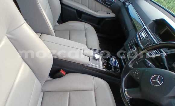 Comprar Usado Mercedes-Benz E-Classe Prata Carro em Maputo em Maputo Comprar Usado Mercedes-Benz E-Classe Prata Carro em Maputo em Maputo
