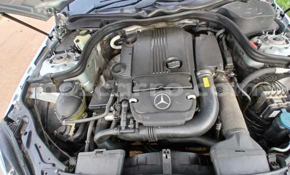 Comprar Usado Mercedes-Benz E-Classe Prata Carro em Maputo em Maputo Comprar Usado Mercedes-Benz E-Classe Prata Carro em Maputo em Maputo