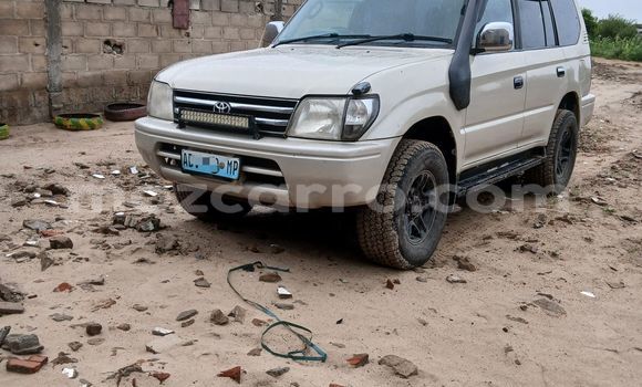 Tenga Tsaru Toyota Land Cruiser Prado Zvimwe Mota in Maputo in Maputo Tenga Tsaru Toyota Land Cruiser Prado Zvimwe Mota in Maputo in Maputo