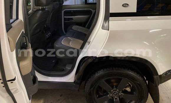 Comprar Usado Land Rover Defender Branco Carro em Maputo em Maputo Comprar Usado Land Rover Defender Branco Carro em Maputo em Maputo