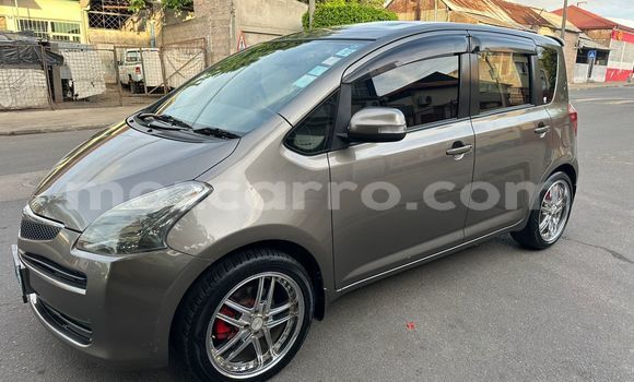 Comprar Usado Toyota Ractis Castanho Carro em Maputo em Maputo Comprar Usado Toyota Ractis Castanho Carro em Maputo em Maputo