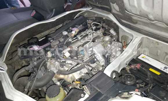Nunua Ilio tumika Toyota Hiace Nyeupe Gari ndani ya Maputo nchini Maputo Nunua Ilio tumika Toyota Hiace Nyeupe Gari ndani ya Maputo nchini Maputo