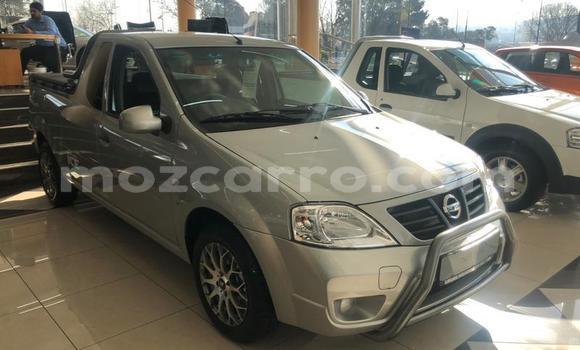 Nunua Ilio tumika Nissan NP 300 Beige Gari ndani ya Gilé nchini Zambezia Nunua Ilio tumika Nissan NP 300 Beige Gari ndani ya Gilé nchini Zambezia