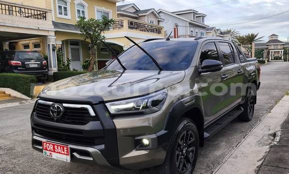 Comprar Usado Toyota Ade Preto Caminhão em Maputo em Maputo Comprar Usado Toyota Ade Preto Caminhão em Maputo em Maputo