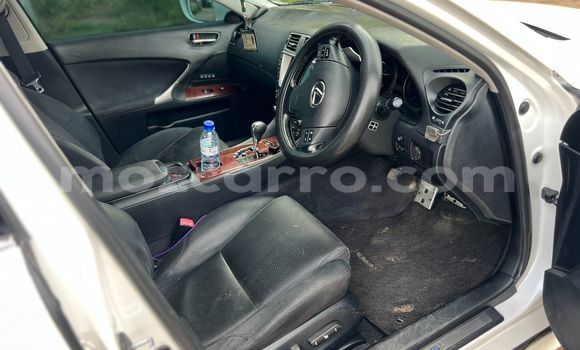 Comprar Usado Toyota 4Runner Branco Carro em Maputo em Maputo Comprar Usado Toyota 4Runner Branco Carro em Maputo em Maputo