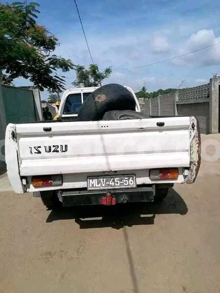 Big with watermark isuzu kb maputo maputo 34582