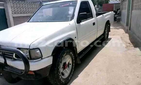 Tenga Tsaru Isuzu KB Chena Mota in Maputo in Maputo Tenga Tsaru Isuzu KB Chena Mota in Maputo in Maputo