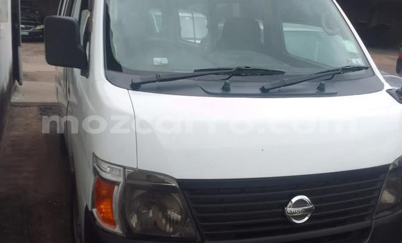 Nunua Ilio tumika Nissan Caravan Nyeupe Gari ndani ya Maputo nchini Maputo