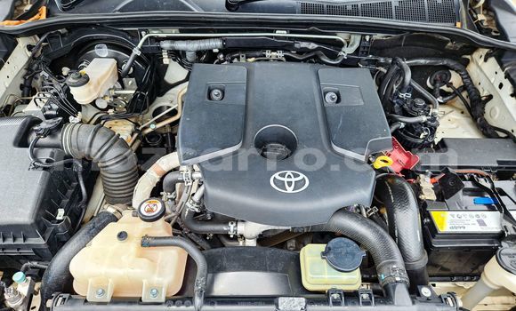 Tenga Itsva Toyota Hilux Chena Mota in Maputo in Maputo Tenga Itsva Toyota Hilux Chena Mota in Maputo in Maputo