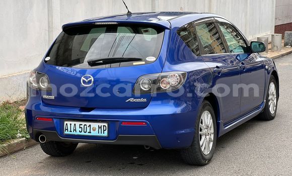Comprar Usado Mazda Axela Azul Carro em Maputo em Maputo