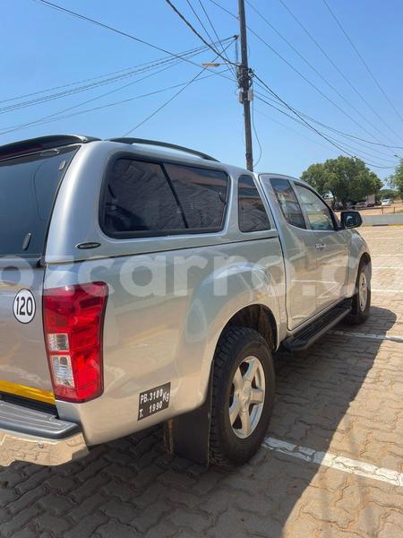 Big with watermark isuzu d max maputo maputo 34593