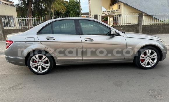Comprar Usado Mercedes-Benz C180 COUPE De outros Carro em Maputo em Maputo Comprar Usado Mercedes-Benz C180 COUPE De outros Carro em Maputo em Maputo