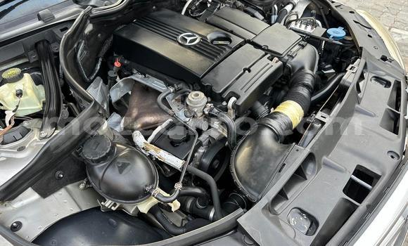 Comprar Usado Mercedes-Benz C180 COUPE De outros Carro em Maputo em Maputo Comprar Usado Mercedes-Benz C180 COUPE De outros Carro em Maputo em Maputo