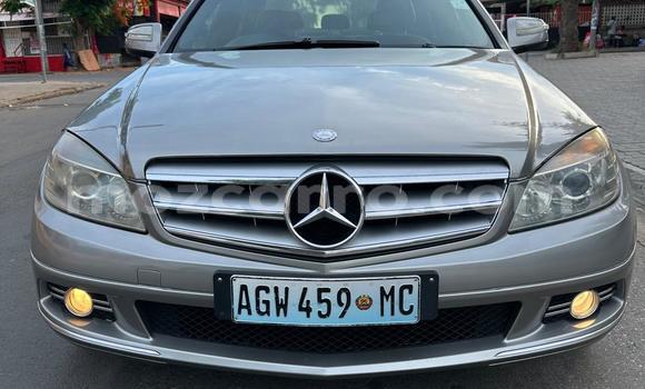 Comprar Usado Mercedes-Benz C180 COUPE De outros Carro em Maputo em Maputo Comprar Usado Mercedes-Benz C180 COUPE De outros Carro em Maputo em Maputo