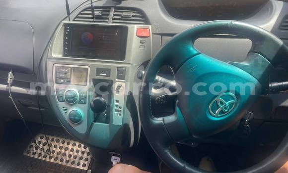 Tenga Tsaru Toyota Ractis Chena Mota in Catandica in Manica Tenga Tsaru Toyota Ractis Chena Mota in Catandica in Manica