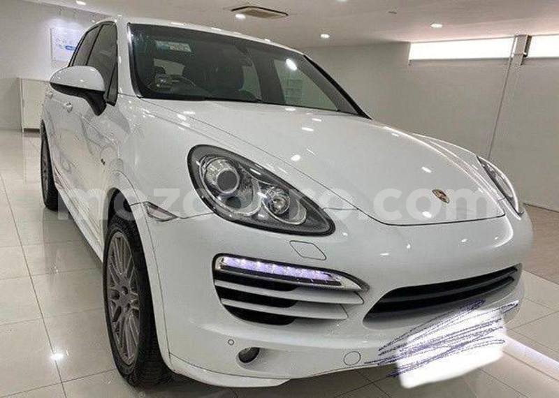 Big with watermark porsche cayenne maputo boane 34614