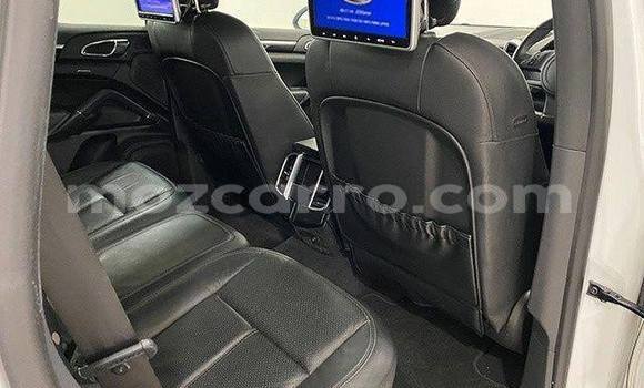 Tenga Tsaru Porsche Cayenne Chena Mota in Boane in Maputo Tenga Tsaru Porsche Cayenne Chena Mota in Boane in Maputo