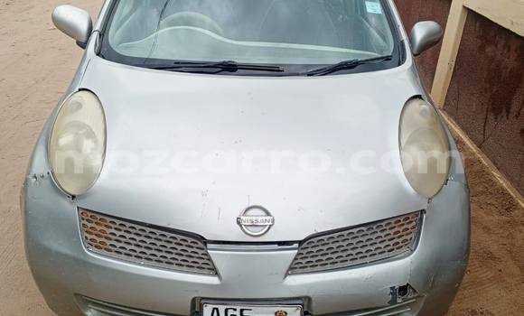 Tenga Tsaru Nissan March Zvimwe Mota in Búzi in Sofala