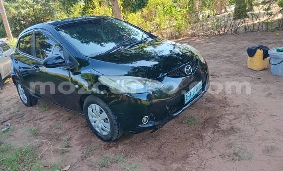 Comprar Usado Mazda Demio Preto Carro em Caia em Sofala