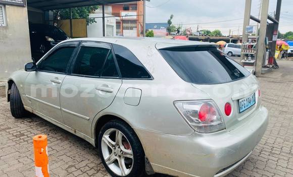 Tenga Tsaru Toyota Altezza Zvimwe Mota in Búzi in Sofala Tenga Tsaru Toyota Altezza Zvimwe Mota in Búzi in Sofala