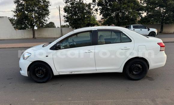 Tenga Tsaru Toyota Belta Chena Mota in Angoche in Nampula Tenga Tsaru Toyota Belta Chena Mota in Angoche in Nampula