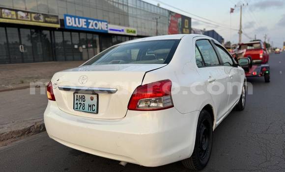 Tenga Tsaru Toyota Belta Chena Mota in Angoche in Nampula Tenga Tsaru Toyota Belta Chena Mota in Angoche in Nampula