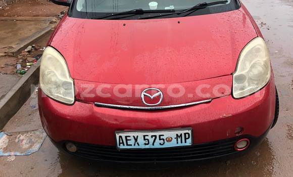 Comprar Usado Mazda Verisa Vermelho Carro em Balama em Cabo Delgado