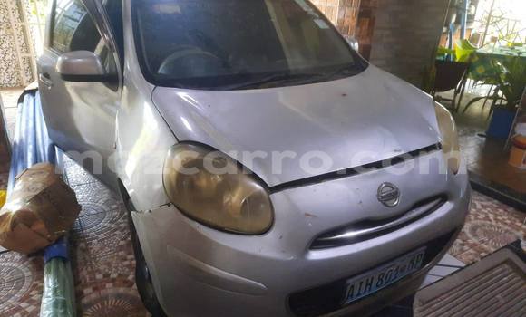 Comprar Usado Nissan March De outros Carro em Catandica em Manica