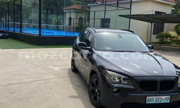 Nunua Ilio tumika BMW X1 Nyeusi Gari ndani ya Angoche nchini Nampula