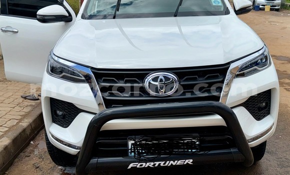Buy Used Toyota Fortuner White Car in Balama in Cabo Delgado Buy Used Toyota Fortuner White Car in Balama in Cabo Delgado