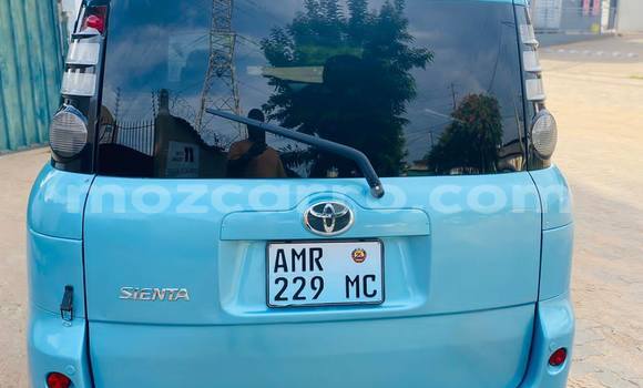 Tenga Tsaru Toyota Sienta Bhuruu Mota in Angoche in Nampula Tenga Tsaru Toyota Sienta Bhuruu Mota in Angoche in Nampula