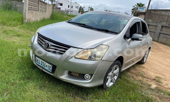 Tenga Tsaru Toyota Blade Zvimwe Mota in Boane in Maputo Tenga Tsaru Toyota Blade Zvimwe Mota in Boane in Maputo