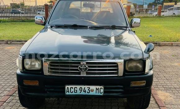 Tenga Tsaru Toyota Hilux Zvimwe Mota in Búzi in Sofala Tenga Tsaru Toyota Hilux Zvimwe Mota in Búzi in Sofala