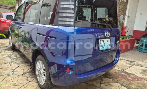 Comprar Usado Toyota Sienta Azul Carro em Maputo em Maputo Comprar Usado Toyota Sienta Azul Carro em Maputo em Maputo