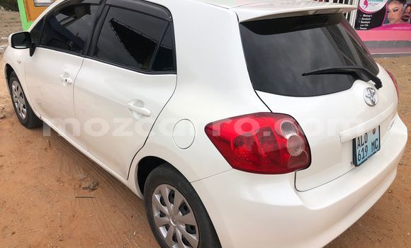 Comprar Usado Toyota Auris Branco Carro em Maputo em Maputo Comprar Usado Toyota Auris Branco Carro em Maputo em Maputo
