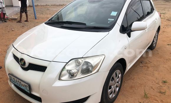 Comprar Usado Toyota Auris Branco Carro em Maputo em Maputo Comprar Usado Toyota Auris Branco Carro em Maputo em Maputo