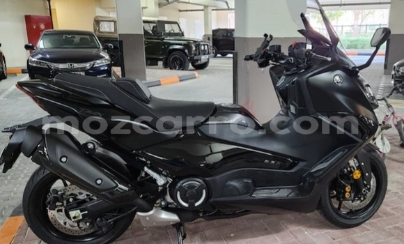 Comprar Usado Yamaha TMAX Preto Moto em Maputo em Maputo