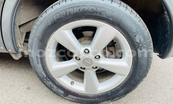 Nunua Ilio tumika Nissan Dualis Nyeusi Gari ndani ya Maputo nchini Maputo Nunua Ilio tumika Nissan Dualis Nyeusi Gari ndani ya Maputo nchini Maputo