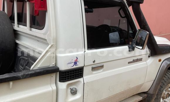 Comprar Usado Toyota Land Cruiser Branco Carro em Maputo em Maputo Comprar Usado Toyota Land Cruiser Branco Carro em Maputo em Maputo