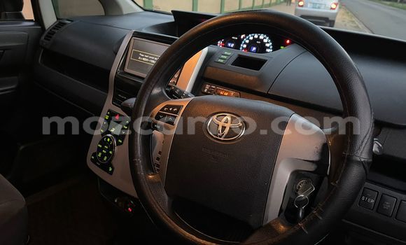 Comprar Usado Toyota Noah Preto Carro em Maputo em Maputo Comprar Usado Toyota Noah Preto Carro em Maputo em Maputo