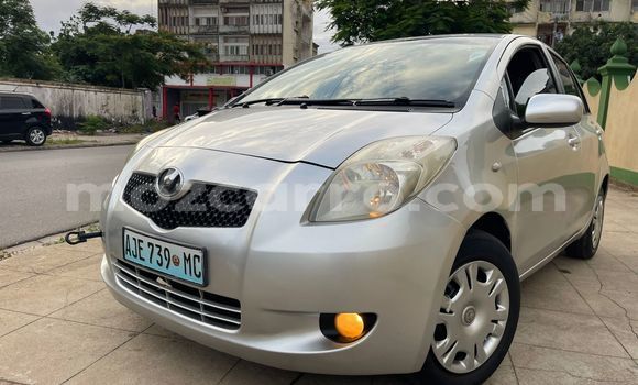 Nunua Ilio tumika Toyota Vitz Fedha Gari ndani ya Maputo nchini Maputo Nunua Ilio tumika Toyota Vitz Fedha Gari ndani ya Maputo nchini Maputo